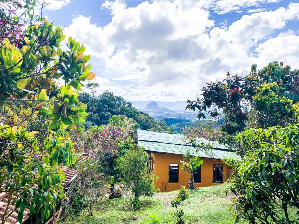 La Casa De Loto Retreat Guatapé Exterior foto